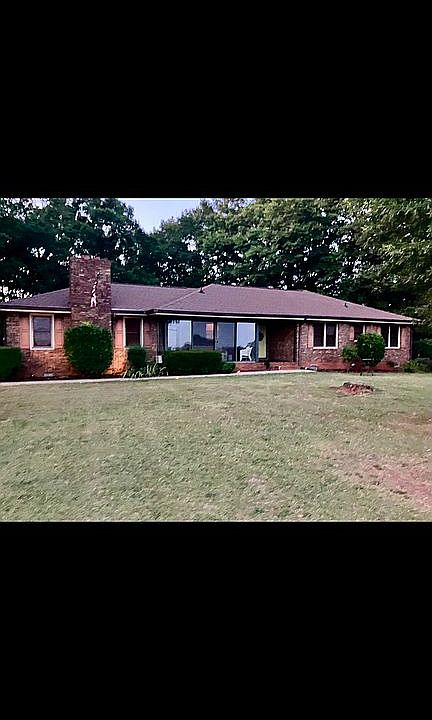1st image of 271 Rodgers Rd