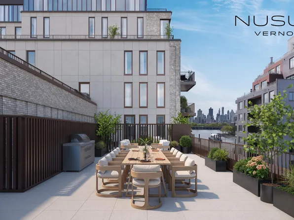 30-55 Vernon Boulevard image 7 of 14