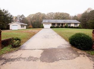 1510 Scott Dr, Farmville, VA 23901