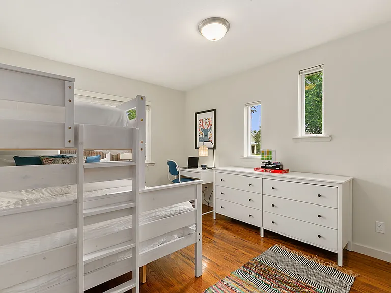 455 N Sherwood St — Photo 20