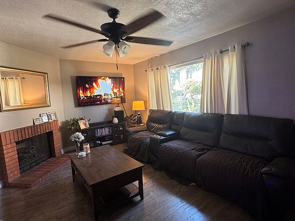 2nd image of 1097 Santo Antonio Dr