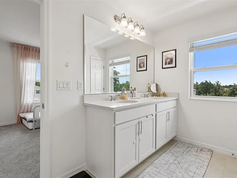 1581 Swan Swim Dr — Photo 23
