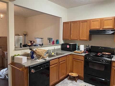 5th image of 2748 Heathrow Dr