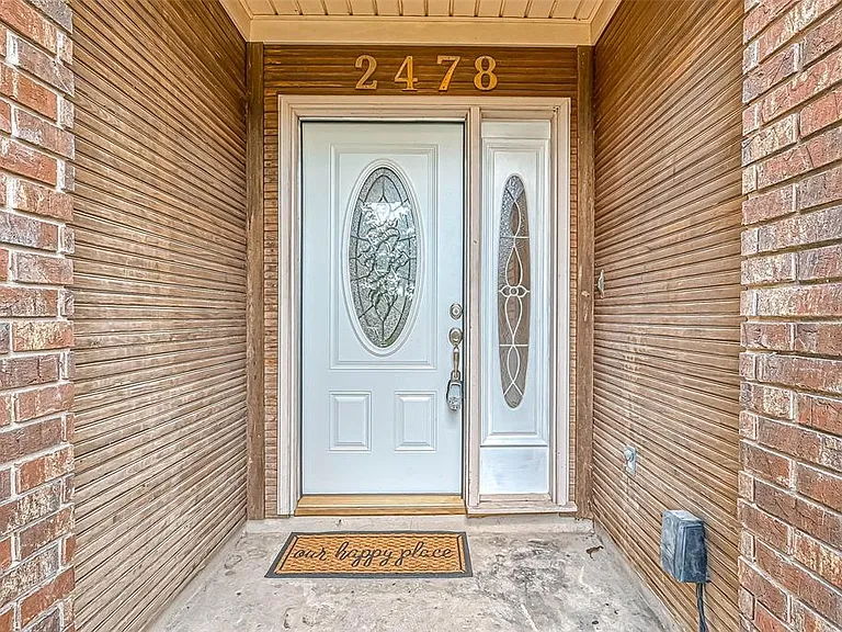 2478 Woodbury St — Photo 29