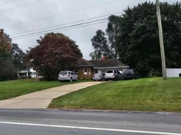 2872 Four Mile Rd NW, Grand Rapids, MI 49544