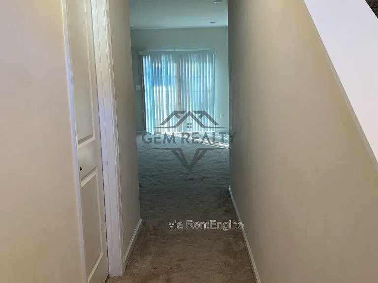 531 View Point Way — Photo 45