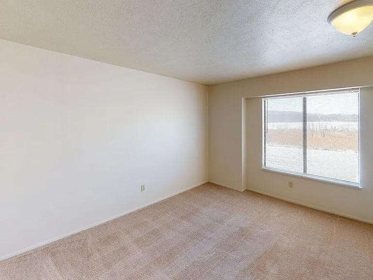 South Bridge Apartments — Photo 73