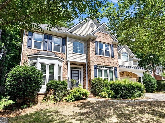 2nd image of 5008 Highland Oaks Ct SE