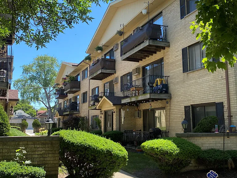 2139 N Harlem Ave #221 — Photo 2