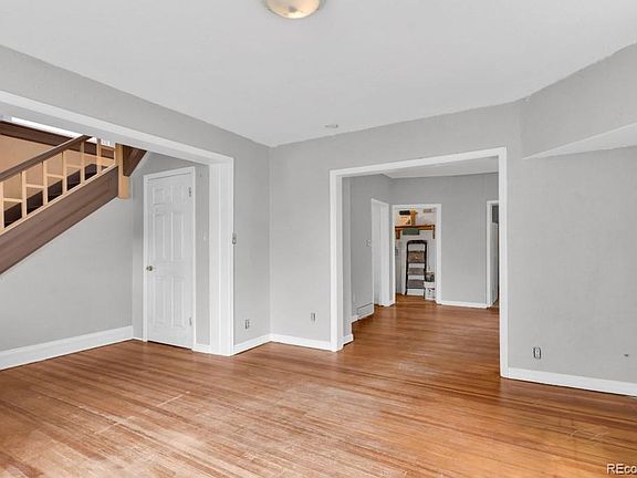 4th image of 607 College Avenue