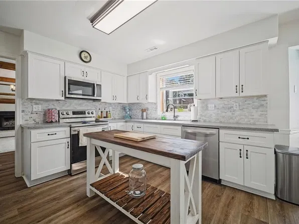 1705 Well Water Ln, Virginia Beach, VA 23456