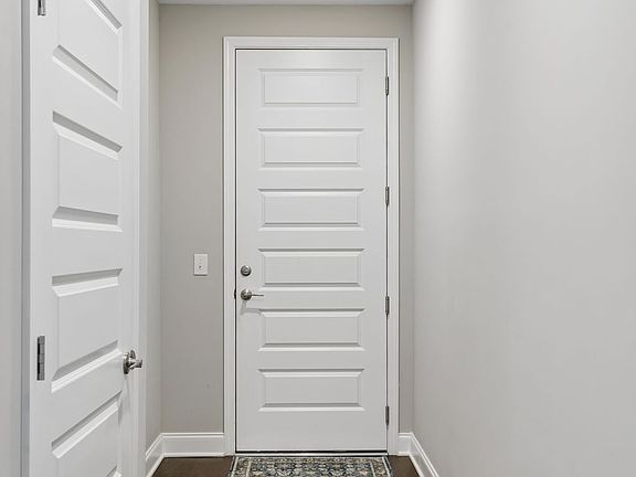 4th image of 2000 Shadow Green Dr #305