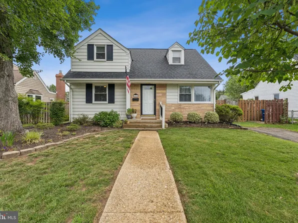 6729 Williams Dr, Alexandria, VA 22307