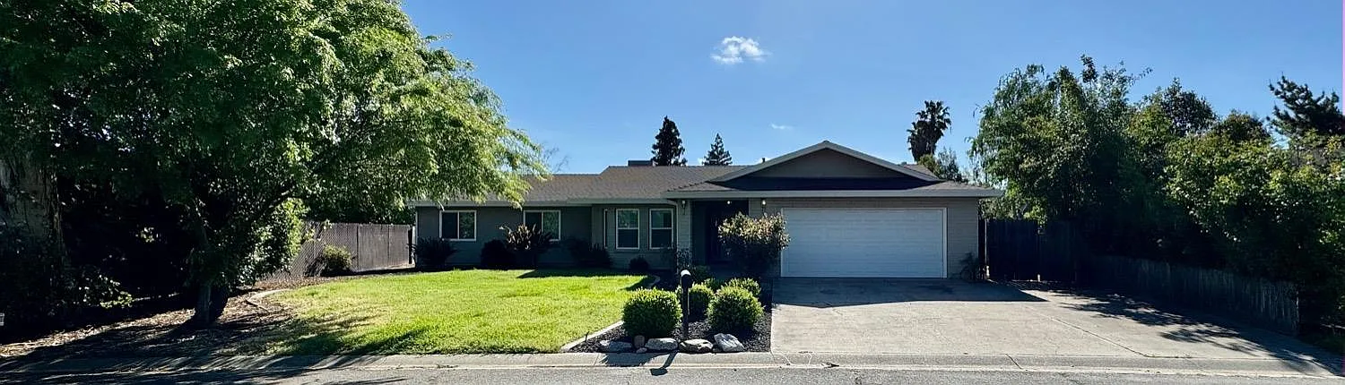 1532 Jones Rd photo 1