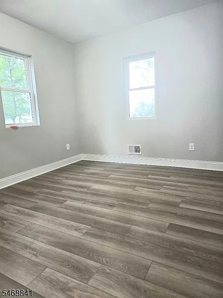 3 bed, 1.0 bath, $3,650 — Photo 4