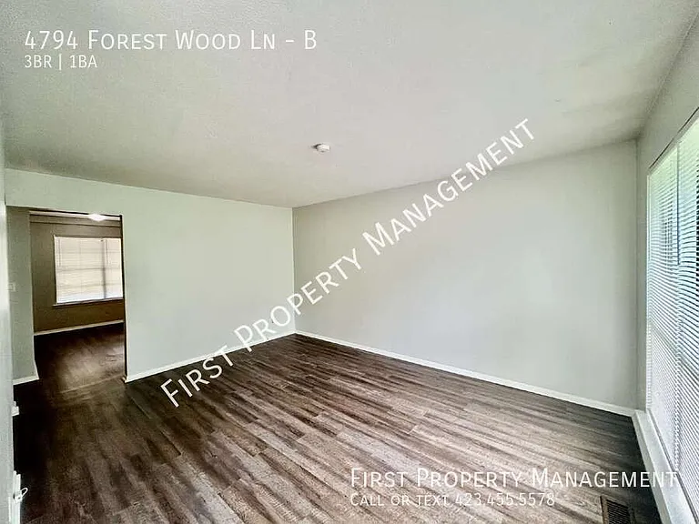 4794 Forest Wood Ln #B — Photo 2
