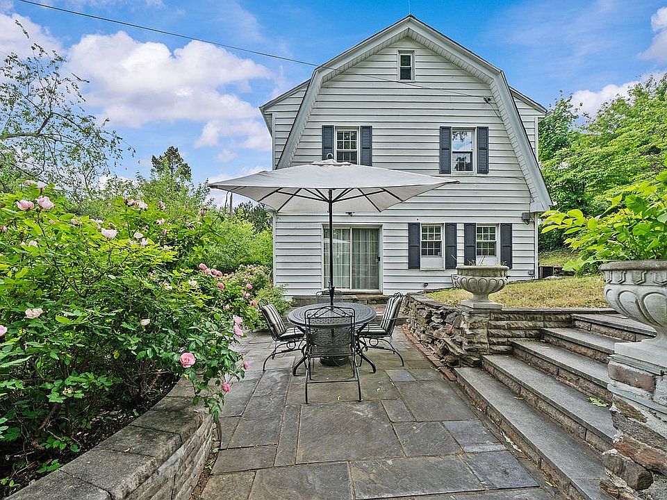 2711 Edgehill Ave, Bronx, NY 10463 | Zillow