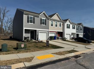 645 Locust Run Dr, York, PA 17404