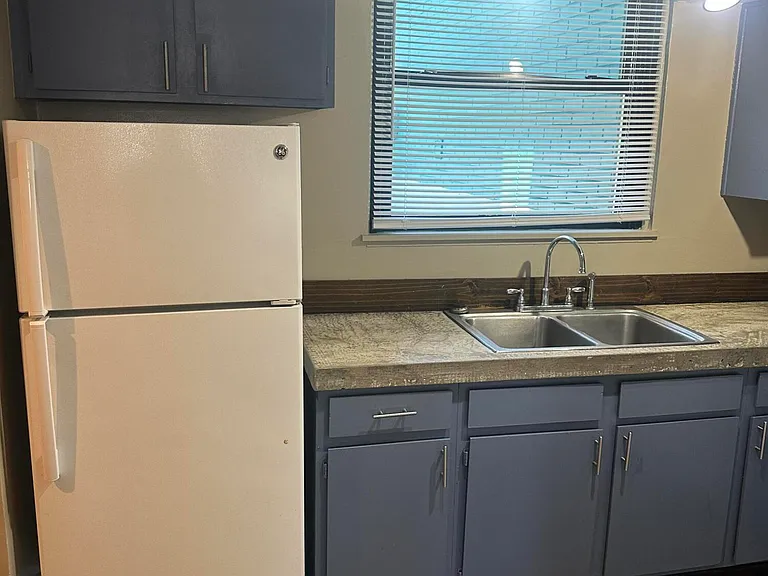 713 Wilkinson Blvd #1 — Photo 7