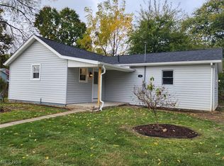 4 Chestnut St, Marshallville, OH 44645