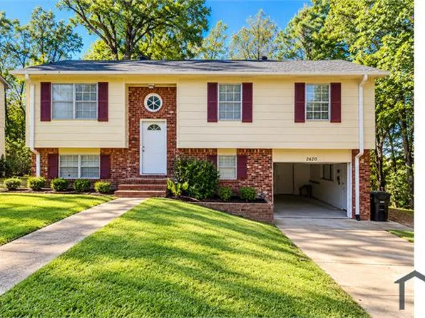 2620 Streetman Cir, Birmingham, AL 35235