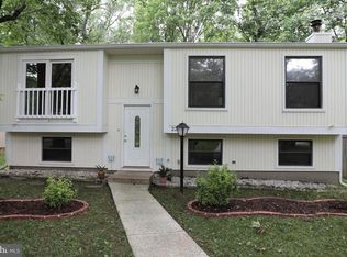 2270 Cocquina Dr, Reston, VA 20191