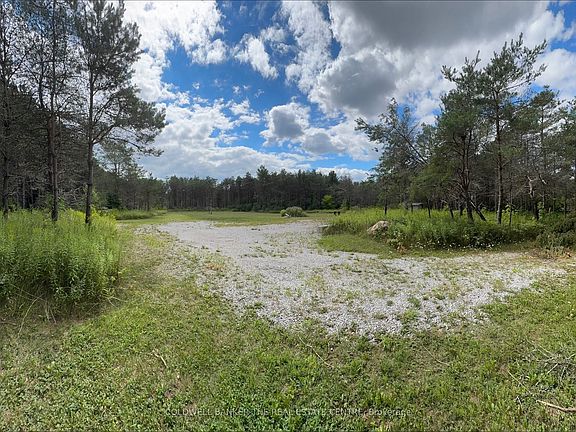 5th image of 511 Wagg Rd