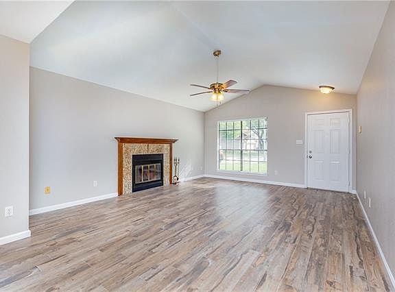 5th image of 2322 Klattenhoff Dr