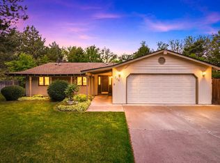705 Cottonwood Loop, Richland, WA 99352