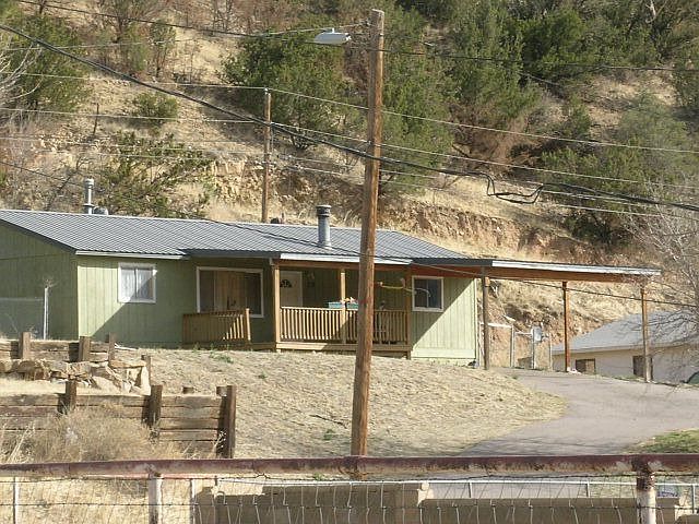 2nd image of 827 North Ln