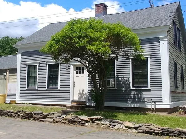 101 East St, Hadley, MA 01035