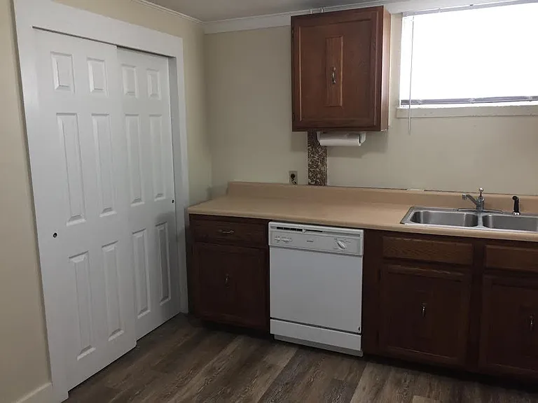 800 Sunset Ave #3 — Photo 2