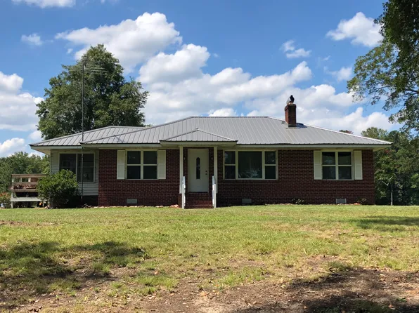 541 Star Point Rd, Carrollton, GA 30116