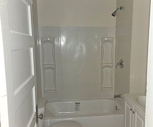 2nd image of 338 Fairmont Ave