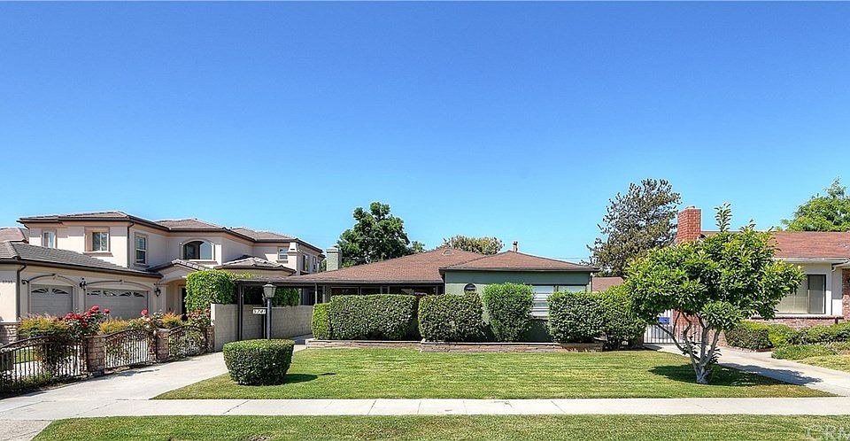 1st image of 5741 Primrose Ave