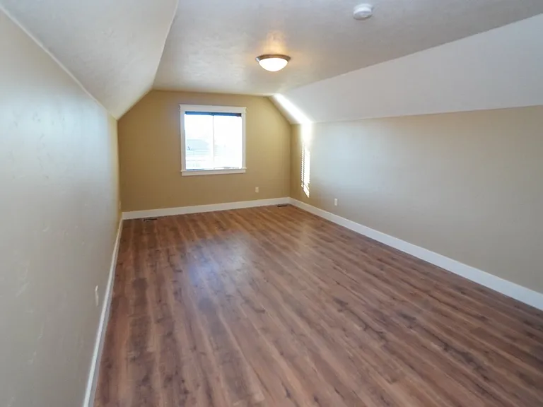 8848 W Ben St — Photo 29