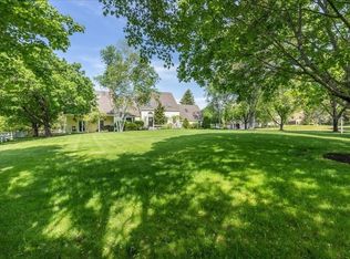 8 Millbrook Ln, Topsfield, MA 01983