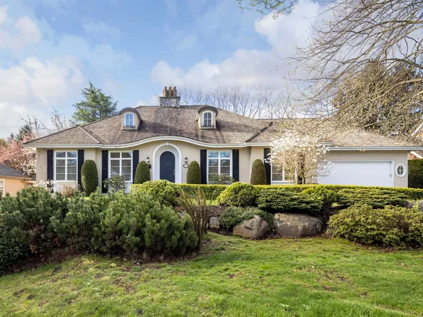 14048 30th Ave, Surrey, BC V4P 2N3