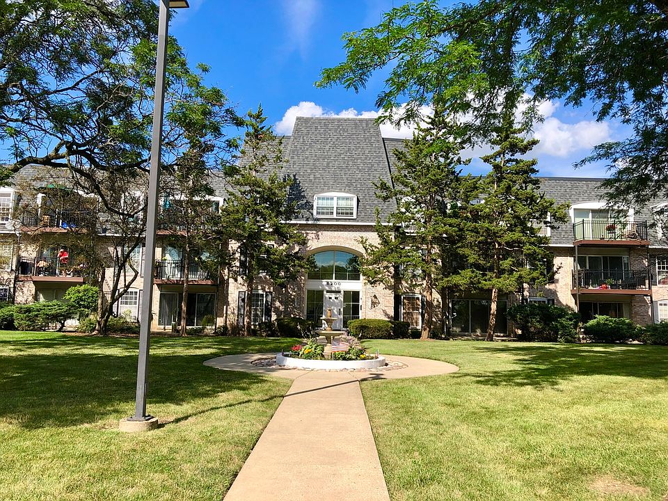 1st image of 5200 Carriageway Dr APT 304