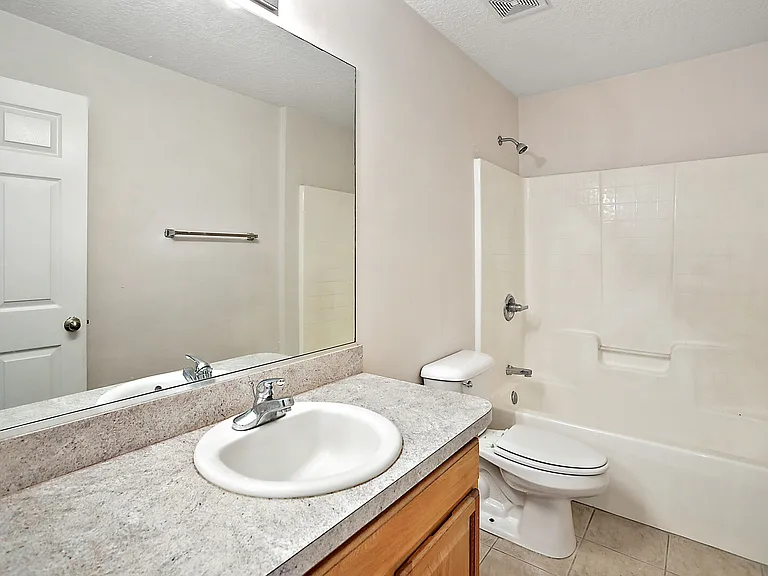 1204 Wood Duck Ln — Photo 4
