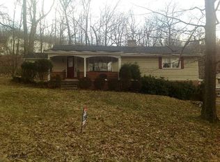 330 Baker Ln, Altoona, PA 16601