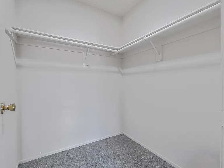 Berendo Apartments — Photo 13