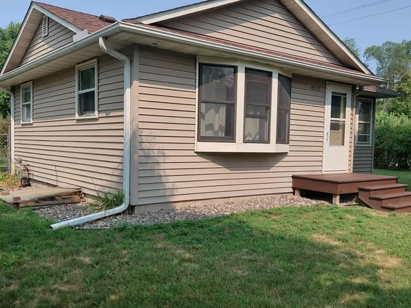4917 Woodcrest Rd, White Bear Lake, MN 55110