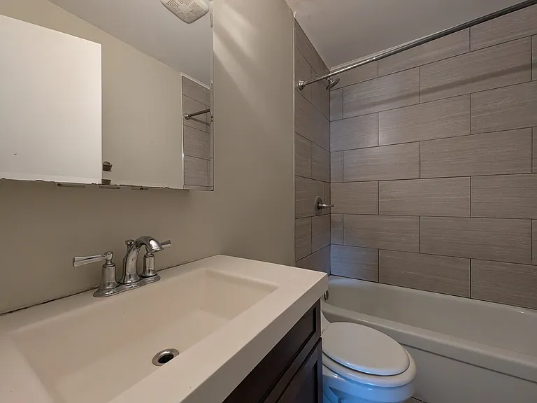 360 E Northwood Ave — Photo 9