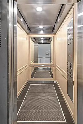 Rented by Bond New York | media 35