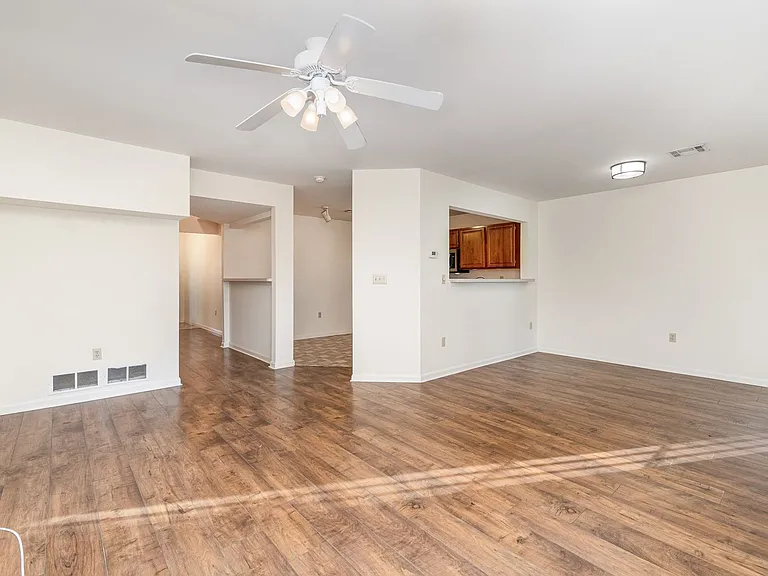 127 Cardinal Ln — Photo 13