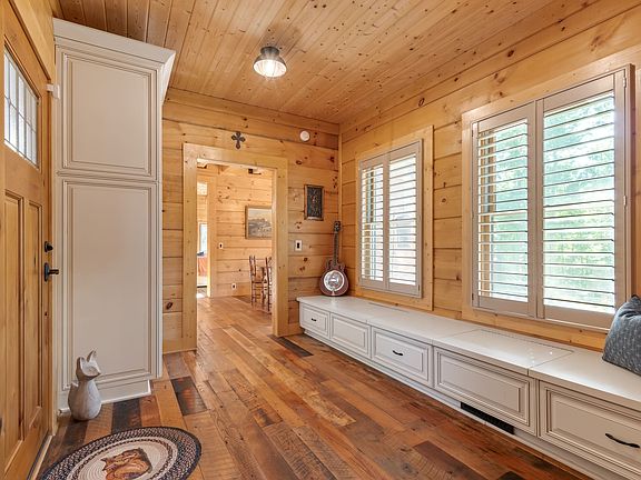 60th image of 6011 Garrison Springs Rd