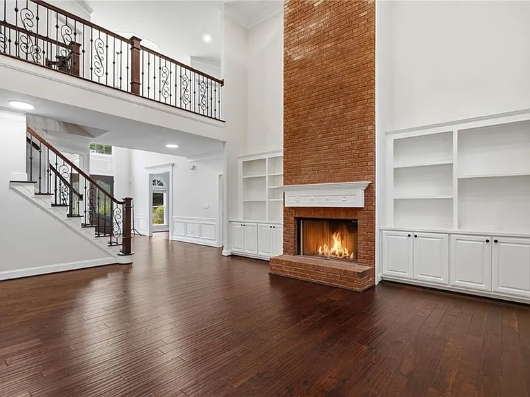 730 Rose Creek Cir — Photo 14