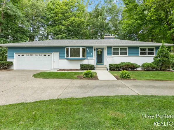 7117 Cascade Rd SE, Grand Rapids, MI 49546