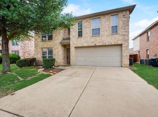 10417 Hideaway Trl, Fort Worth, TX 76131